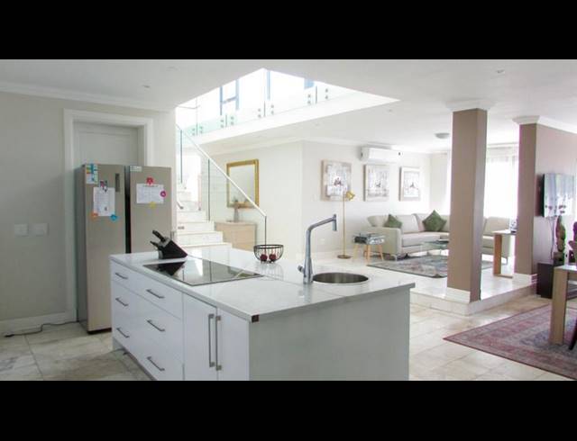 4 BEDROOM HOUSE FOR SALE IN EYE OF AFRICA